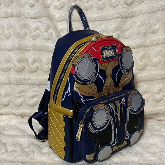 Loungefly Marvel: Thor Love and Thunder - Thor Costume Glow Mini Backpac… main image 10